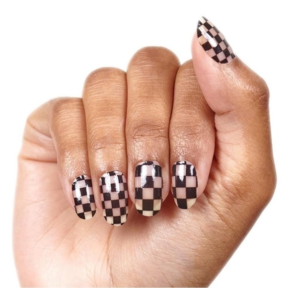 Color Street Nail Polish Strips Set - Picture 4 of 13